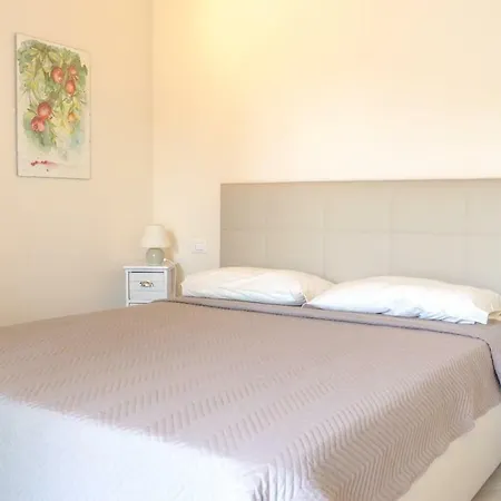 Ca' Due Olivi Apartment *